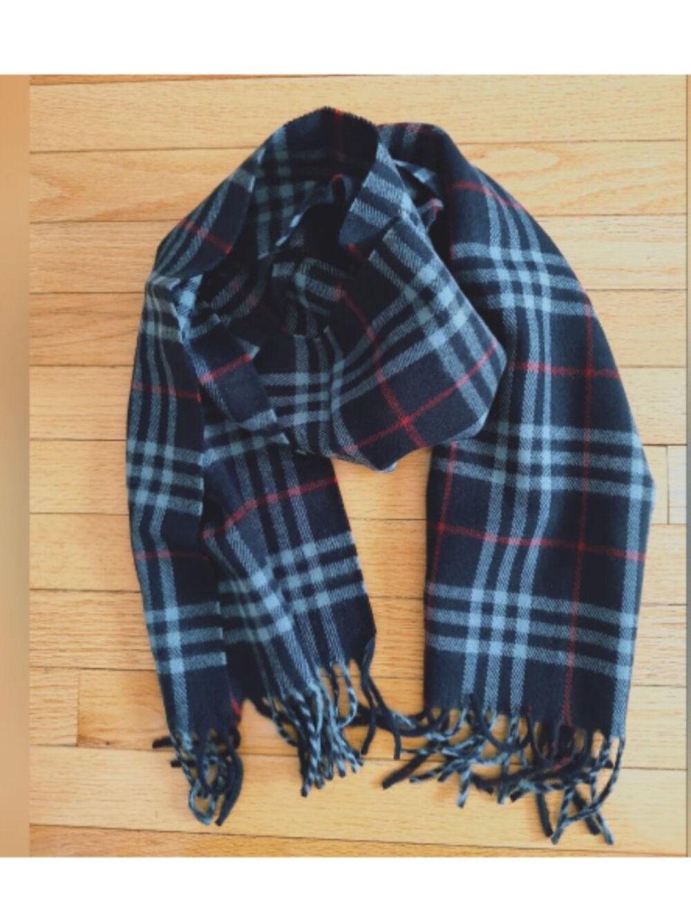 Burberry vintage lambswool novacheck navy scarf EUC